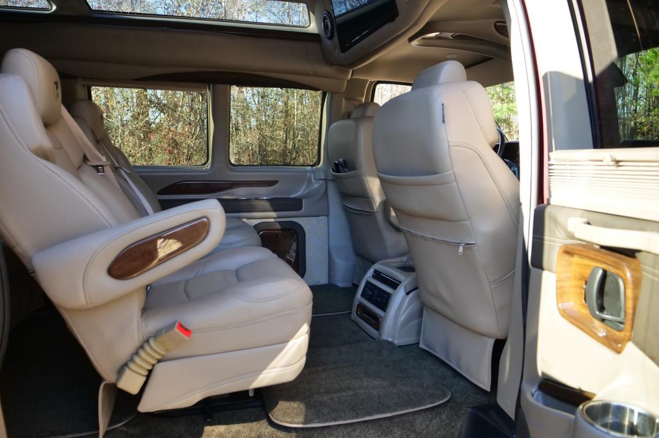 2020 GMC Savana Explorer Conversion Van / Limited SE / Loaded With Options! Lincolnton NC