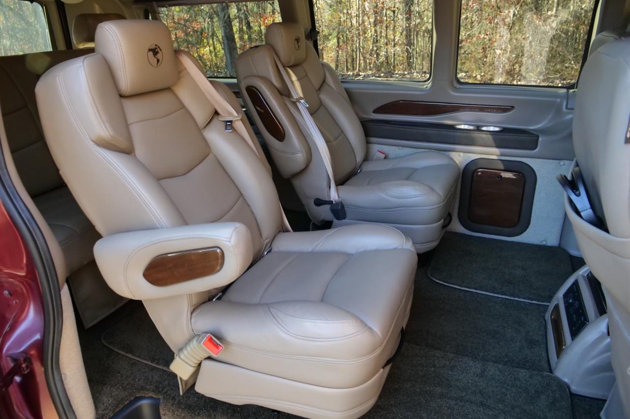 2020 GMC Savana Explorer Conversion Van / Limited SE / Loaded With Options! Lincolnton NC