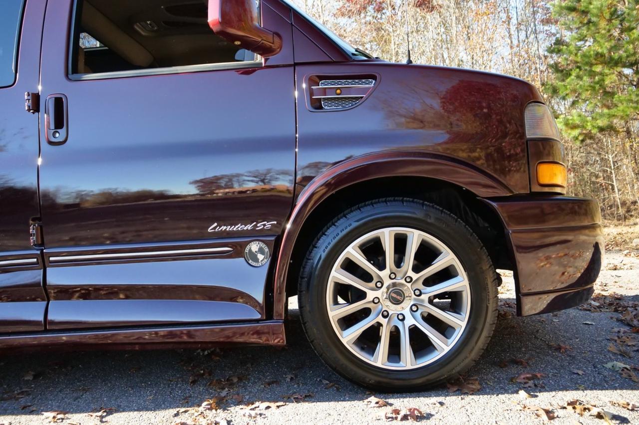 2020 GMC Savana Explorer Conversion Van / Limited SE / Loaded With Options! Lincolnton NC