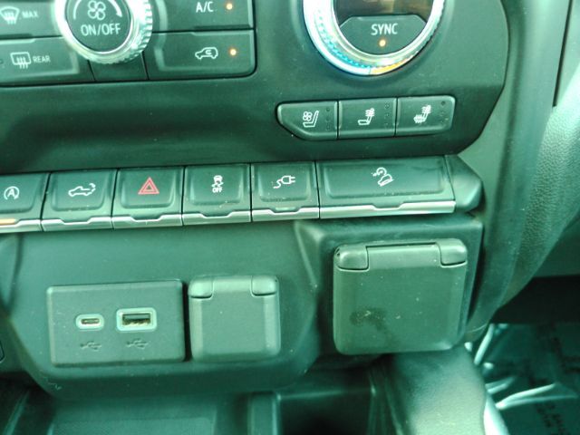 2020 GMC Sierra 1500 4WD Crew Cab Short Box AT4 Plano TX