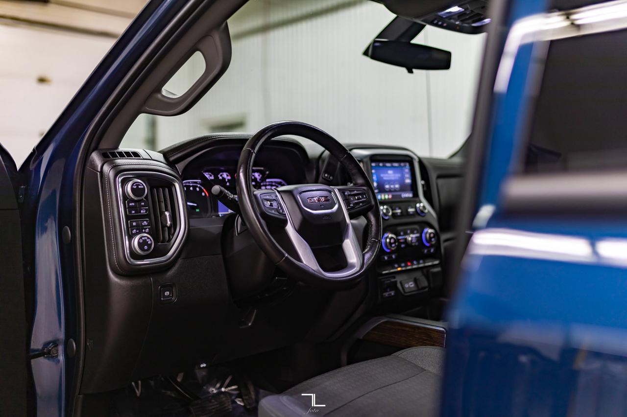 2020 GMC Sierra 1500 4x4 Crew Cab Elevation Roof BCam Red Deer AB