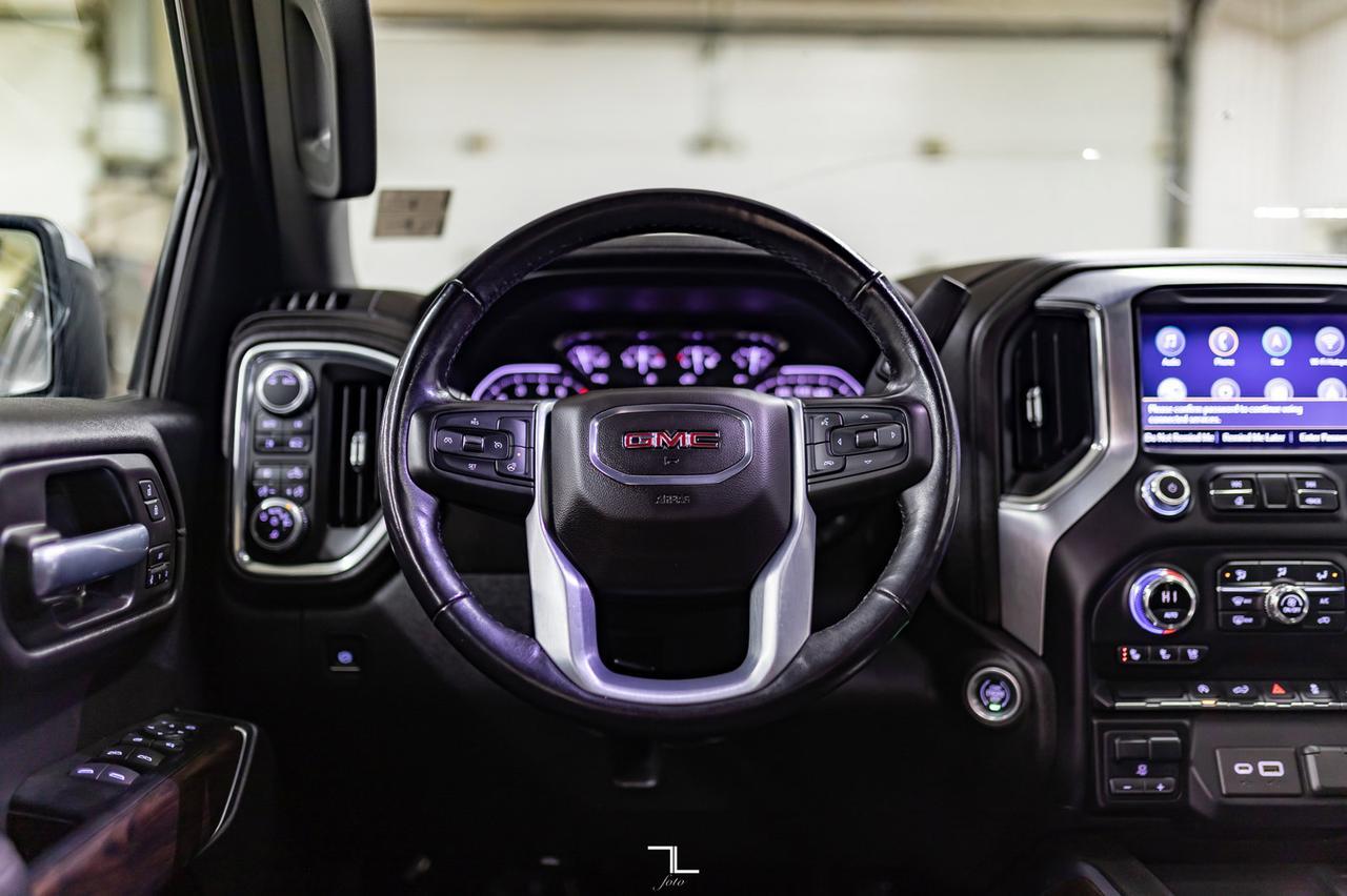 2020 GMC Sierra 1500 4x4 Crew Cab SLT Leather Roof Nav BCam Red Deer AB