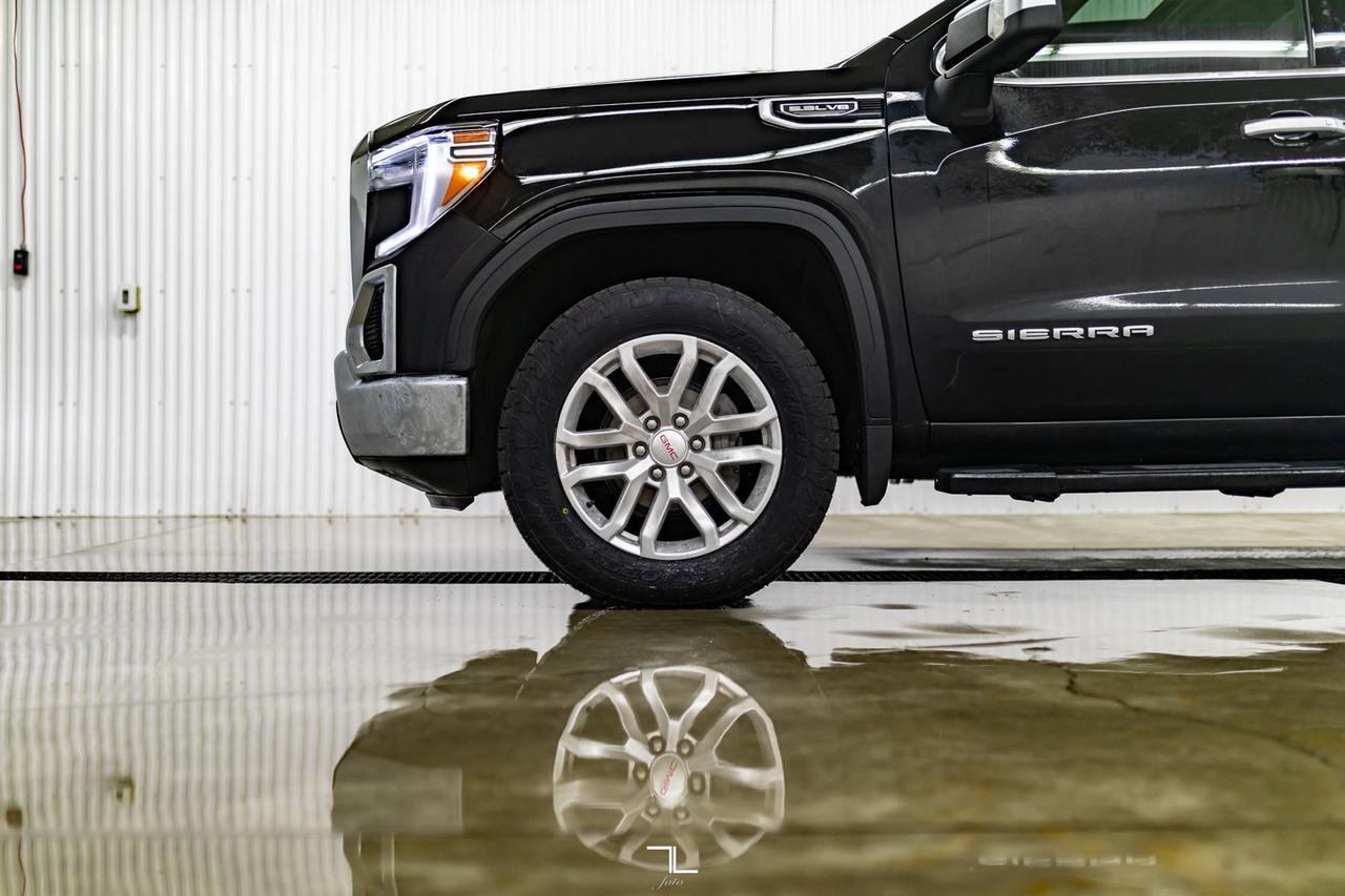 2020 GMC Sierra 1500 4x4 Crew Cab SLT Leather Roof Nav BCam Red Deer AB