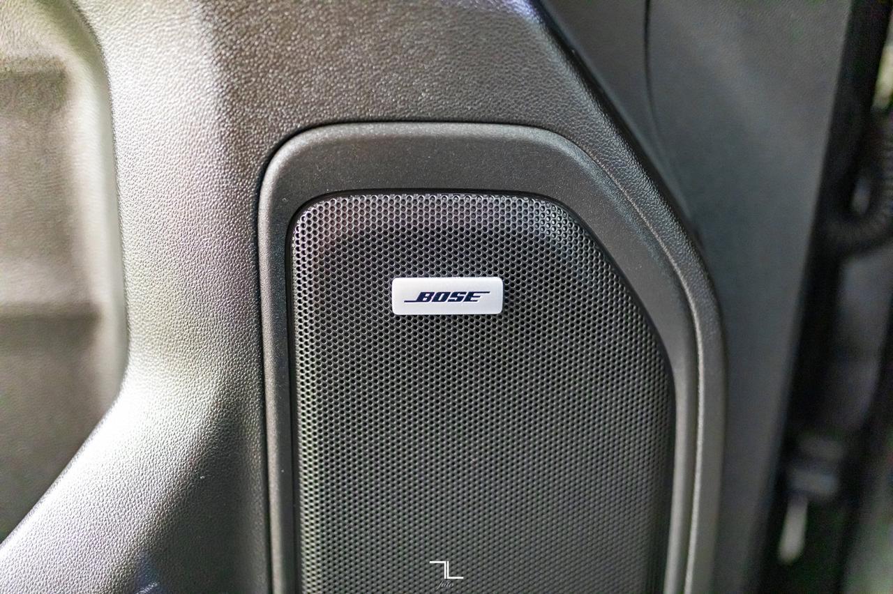 2020 GMC Sierra 1500 4x4 Crew Cab SLT Leather Roof Nav BCam Red Deer AB