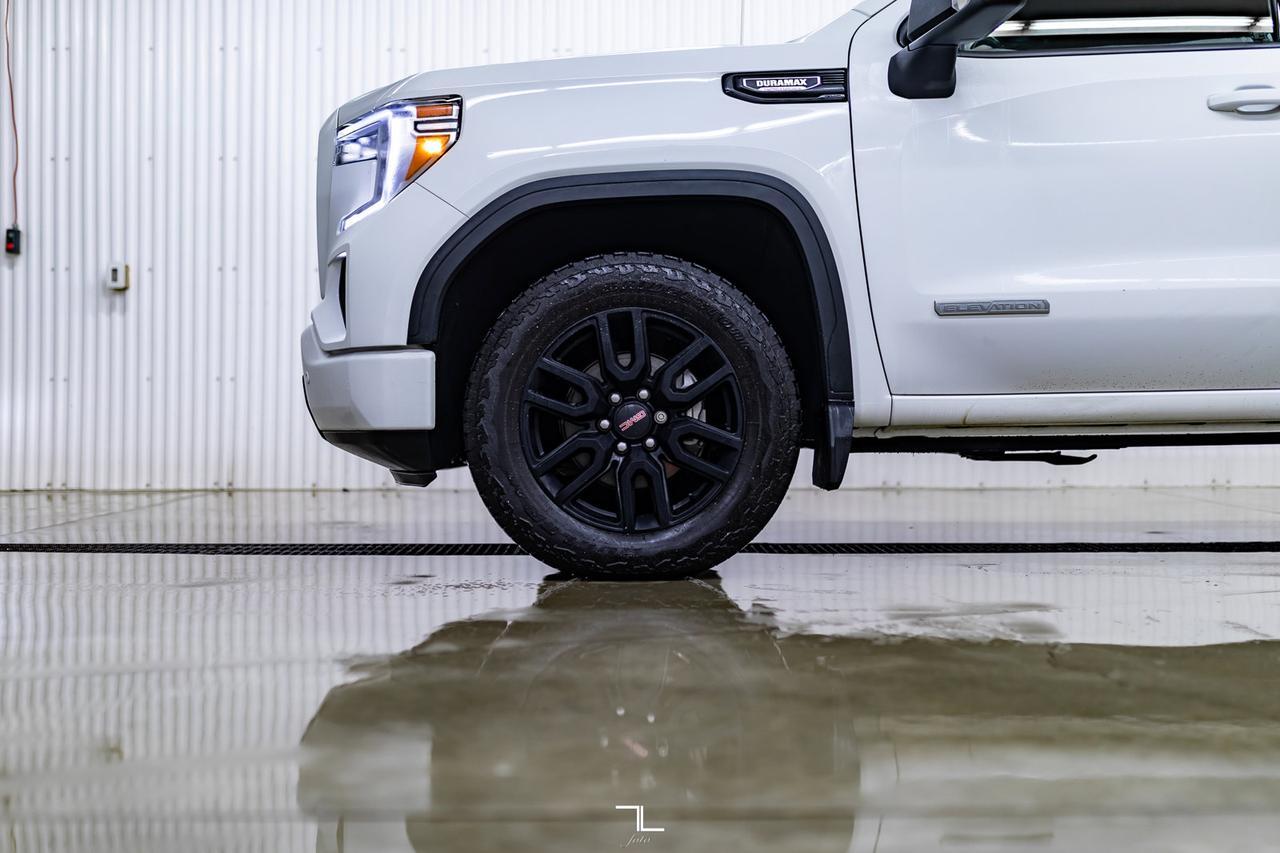 2020 GMC Sierra 1500 4x4 Double Cab Elevation X31 Diesel BCam Red Deer AB