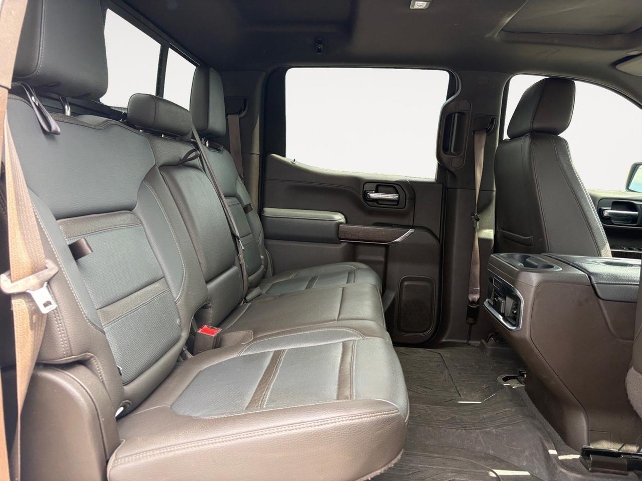 2020 GMC Sierra 1500 Denali, BLIND SPOT ALERT, LANE KEEP ASSIST, HEADS UP DISPLAY, POWER TAILGATE RELEASE, HEATED & COOLING SEATS, BED VIEW CAMERA, 360 BACKUP CAMERA, SUNROOF, APPLE CARPLAY/ANDROID AUTO, LOW MILES, DRIVE THIS GMC DENALI! Virginia Beach VA
