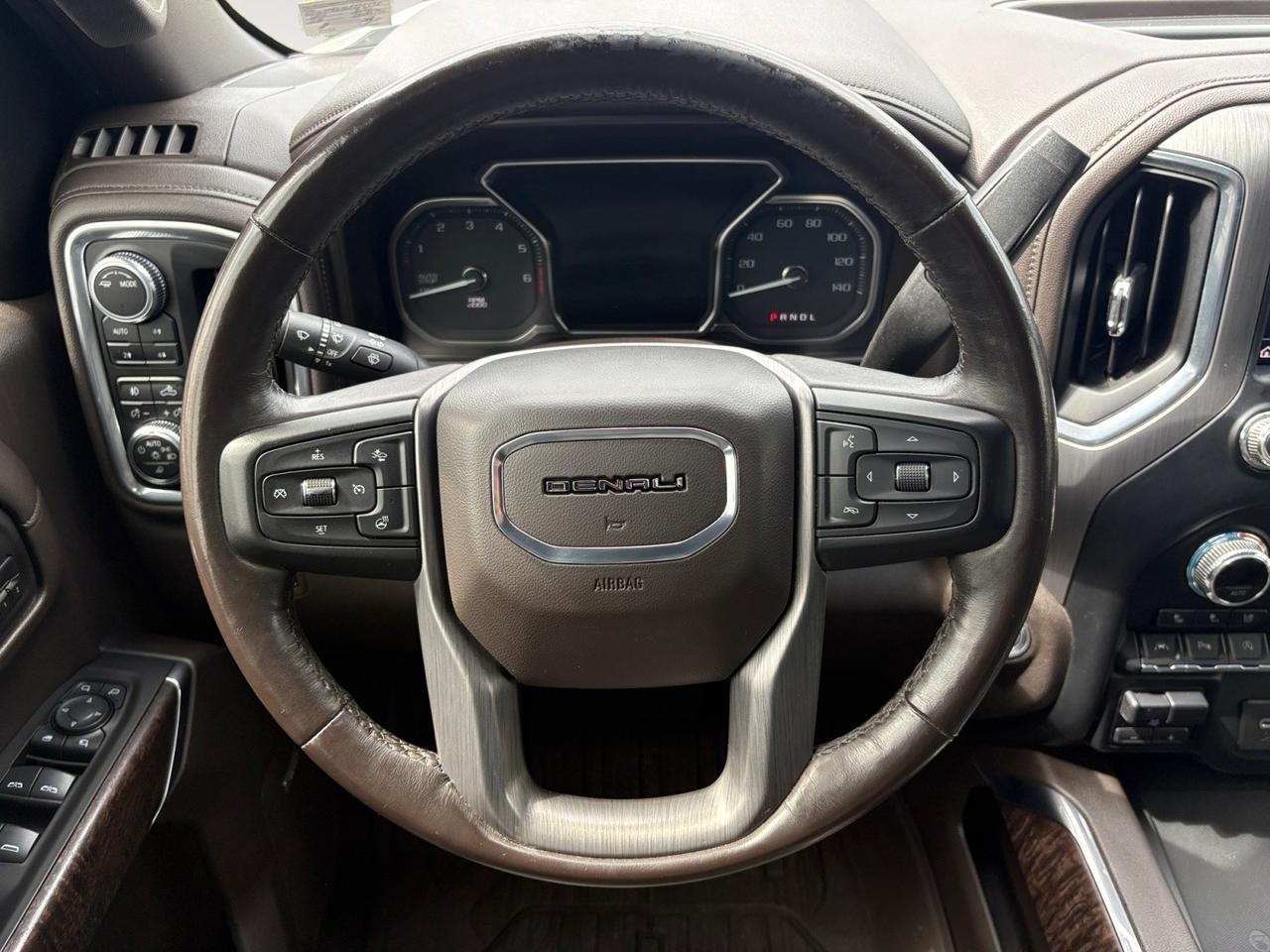 2020 GMC Sierra 1500 Denali, BLIND SPOT ALERT, LANE KEEP ASSIST, HEADS UP DISPLAY, POWER TAILGATE RELEASE, HEATED & COOLING SEATS, BED VIEW CAMERA, 360 BACKUP CAMERA, SUNROOF, APPLE CARPLAY/ANDROID AUTO, LOW MILES, DRIVE THIS GMC DENALI! Virginia Beach VA