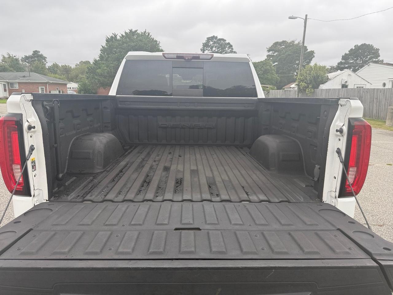 2020 GMC Sierra 1500 Denali, FACTORY BREMBO BRAKE PERFORMANCE PKG, HEATED/VENTILATED SEATS, APPLE CARPLAY/ANDROID AUTO,BOSE, BLIND SPOT, ADAPTIVE CRUISE, SUNROOF, WIFI, NAVIGATION, 22 IN UPGRADE WHEEL PKG, LOADED!!! Norfolk VA