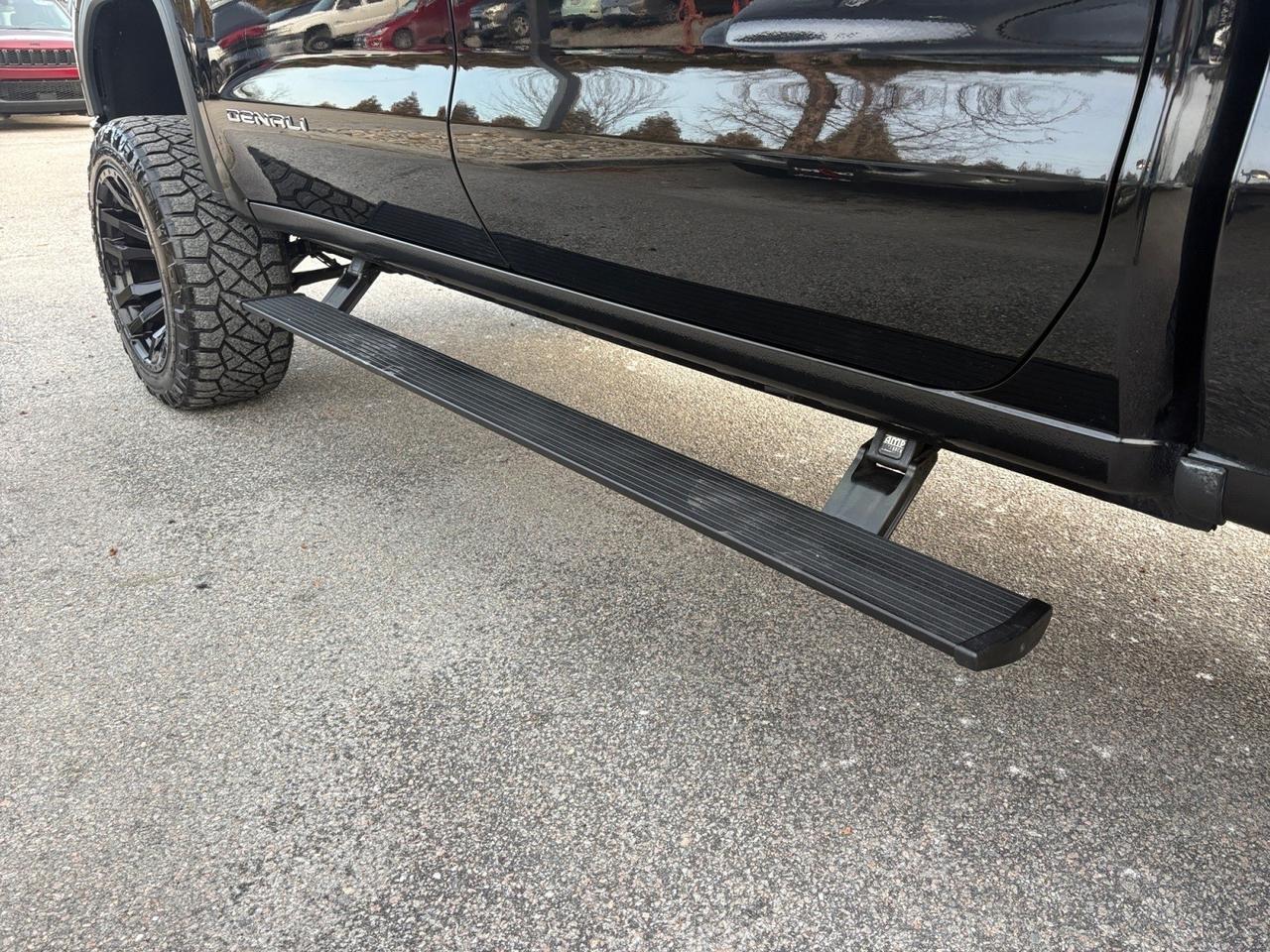 2020 GMC Sierra 1500 Denali, RUNNING BOARDS, TOW PACKAGE, LIFTED, HEADSUP DISPLAY,HARD TONNEAU COVER, FORWARD COLLISION ALERT, BLIND SPOT ALERT, 360 BACKUP CAMERA, APPLE CARPLAY/ANDROID AUTO, HEATED & COOLING SEATS, LOW MILES, CLEAN CARFAX, THIS TRUCK HAS IT ALL & YOU CA Virginia Beach VA