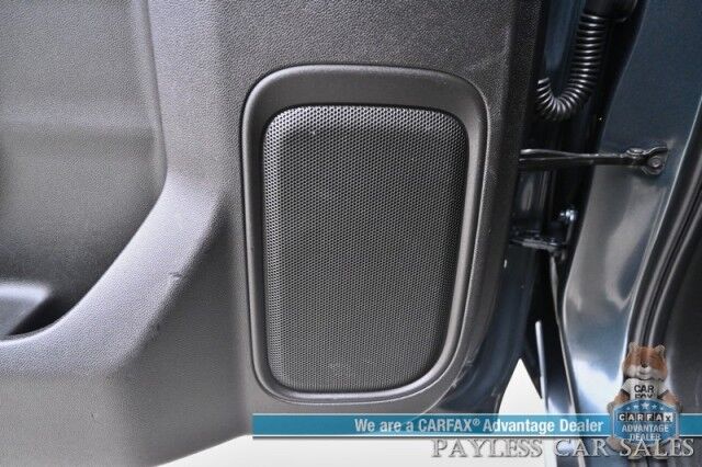 2020 GMC Sierra 1500 Elevation / 4X4 / Crew Cab / X31 Off-RD Pkg / Trailering & Protection Pkg / Preferred Pkg / Auto Start / Power & Heated Seats / Heated Steering / Bose Speakers / Sunroof / Tonneau Cover / Bed Liner / Tow Pkg Anchorage AK