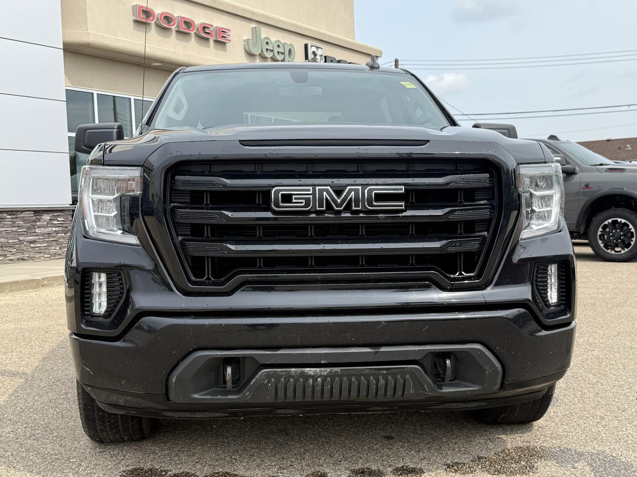 2020 GMC Sierra 1500 Elevation Crew Cab 4WD | EcoTec3 V8 | 8IN Touchscreen | Remote Start | Rearview Camera | 20IN Wheels Redwater AB