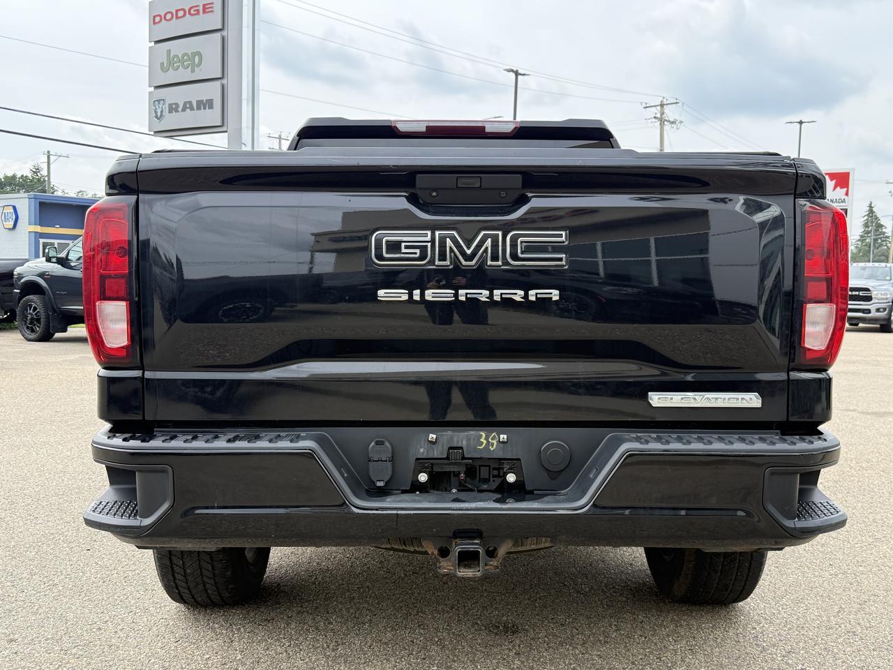2020 GMC Sierra 1500 Elevation Crew Cab 4WD | EcoTec3 V8 | 8IN Touchscreen | Remote Start | Rearview Camera | 20IN Wheels Redwater AB