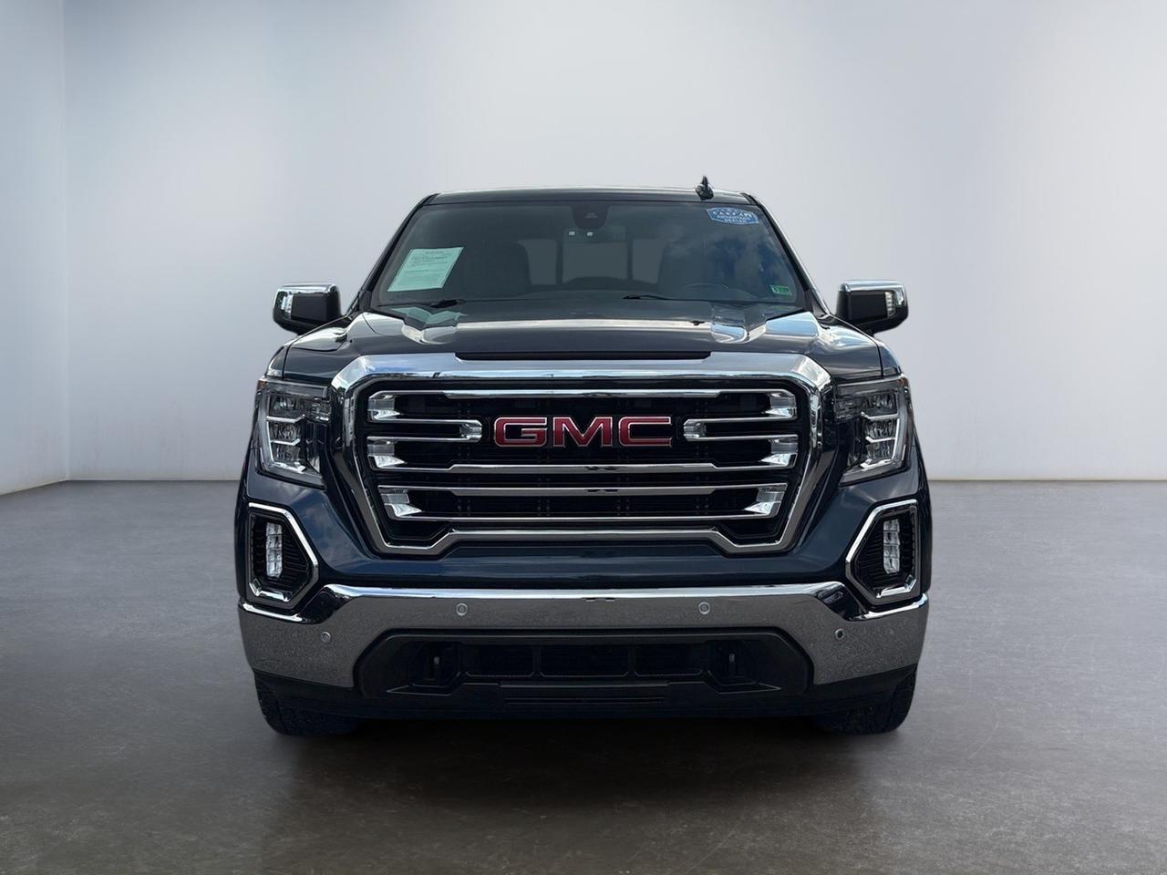 2020 GMC Sierra 1500 SLT, FORWARD COLLISION ALERT, BLIND SPOT ALERT, LANE KEEP ASSIST, REAR BUMPER STEP, TOW PACKAGE, HEATED & COOLED SEATS, APPLE CARPLAY/ANDROID AUTO, LOW MILES, ONLY 1 OWNER, CLEAN CARFAX, THIS TRUCK IS LIKE BRAND NEW! Virginia Beach VA