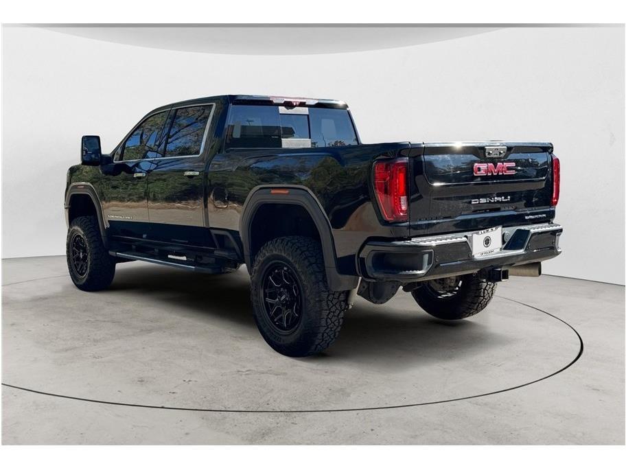 2020 GMC Sierra 2500 HD Crew Cab Denali Pickup 4D 6 1/2 ft