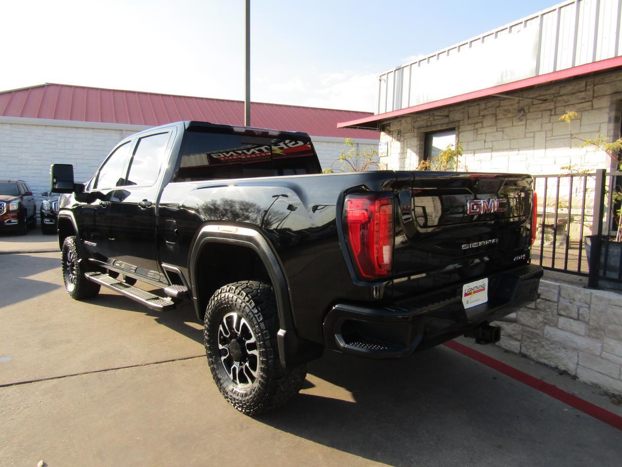 2020 GMC Sierra 2500HD 4WD Crew Cab 159 AT4 Grand Prairie TX