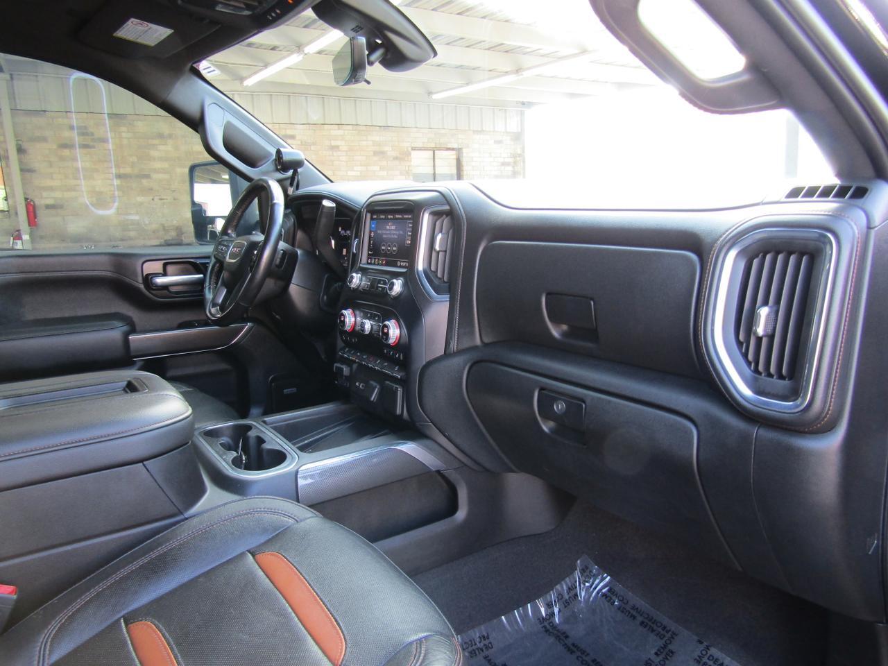 2020 GMC Sierra 2500HD 4WD Crew Cab 159 AT4 Grand Prairie TX