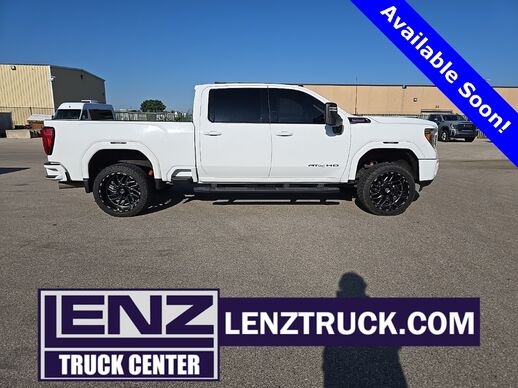 2020_GMC_Sierra 2500HD_4x4 Crew Cab AT4_ Fond du Lac WI