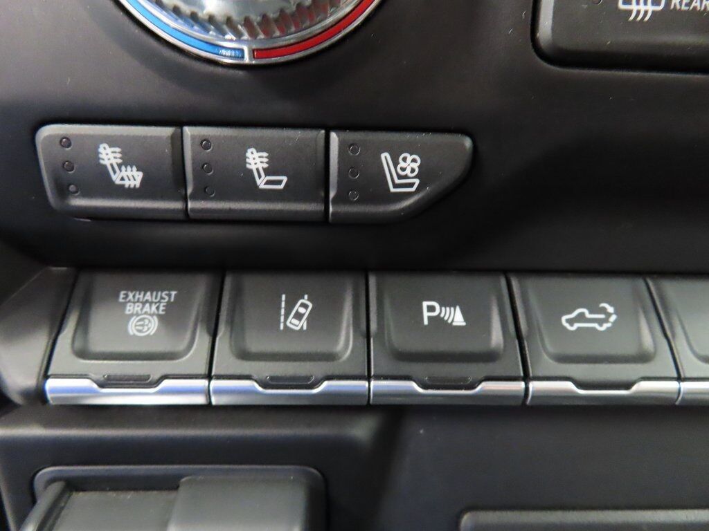 2020 GMC Sierra 2500HD 4x4 Crew Cab AT4 Fond du Lac WI