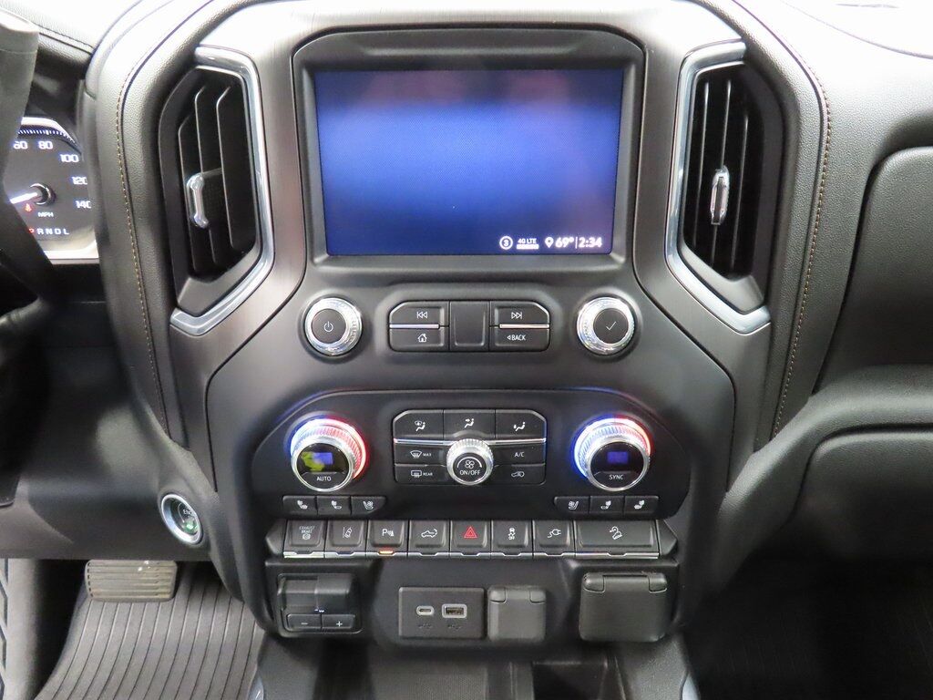 2020 GMC Sierra 2500HD 4x4 Crew Cab AT4 Fond du Lac WI