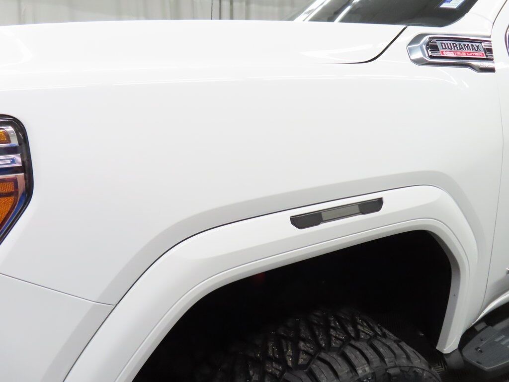 2020 GMC Sierra 2500HD 4x4 Crew Cab AT4 Fond du Lac WI