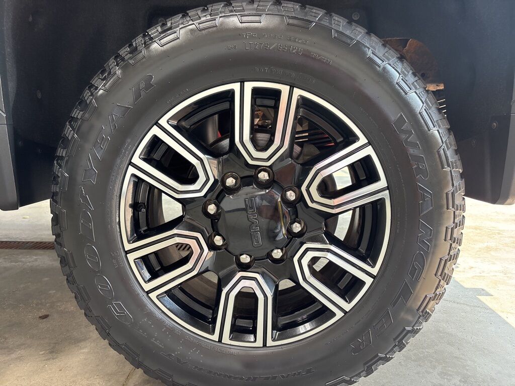 2020 GMC Sierra 2500HD 4x4 Crew Cab AT4 Minocqua WI