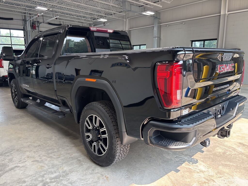 2020 GMC Sierra 2500HD 4x4 Crew Cab AT4 Minocqua WI