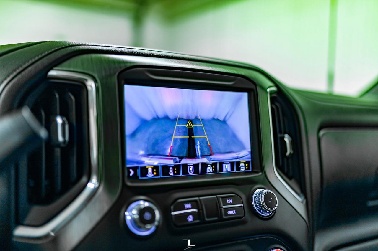 2020 GMC Sierra 2500HD 4x4 Crew Cab Denali Diesel Leather Roof Nav BCam Red Deer AB