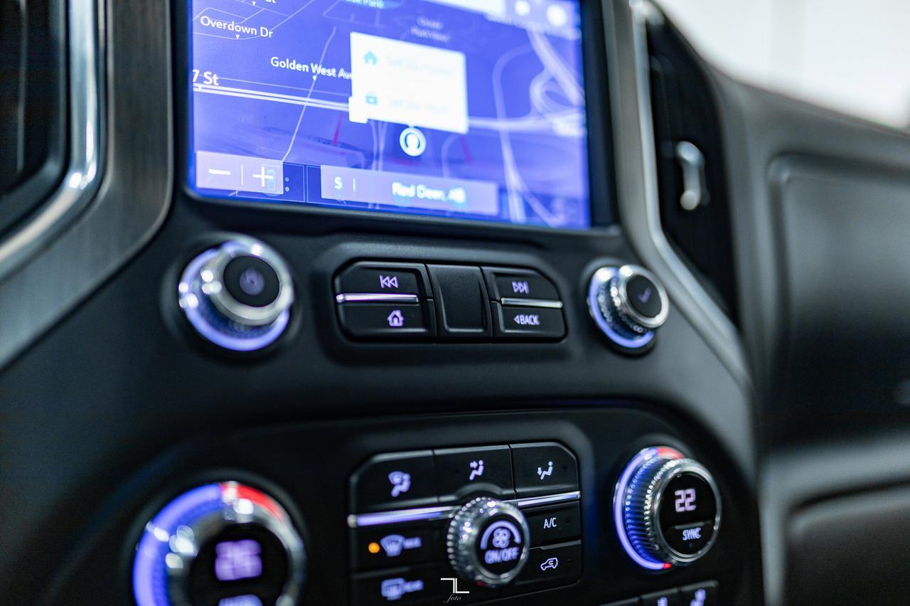 2020 GMC Sierra 2500HD 4x4 Crew Cab Denali Diesel Leather Roof Nav BCam Red Deer AB