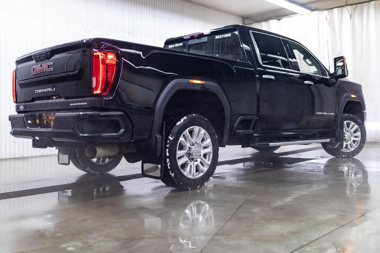 2020 GMC Sierra 2500HD 4x4 Crew Cab Denali Diesel Leather Roof Nav BCam Red Deer AB