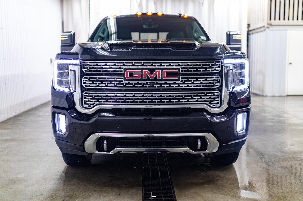 2020 GMC Sierra 2500HD 4x4 Crew Cab Denali Diesel Leather Roof Nav BCam Red Deer AB