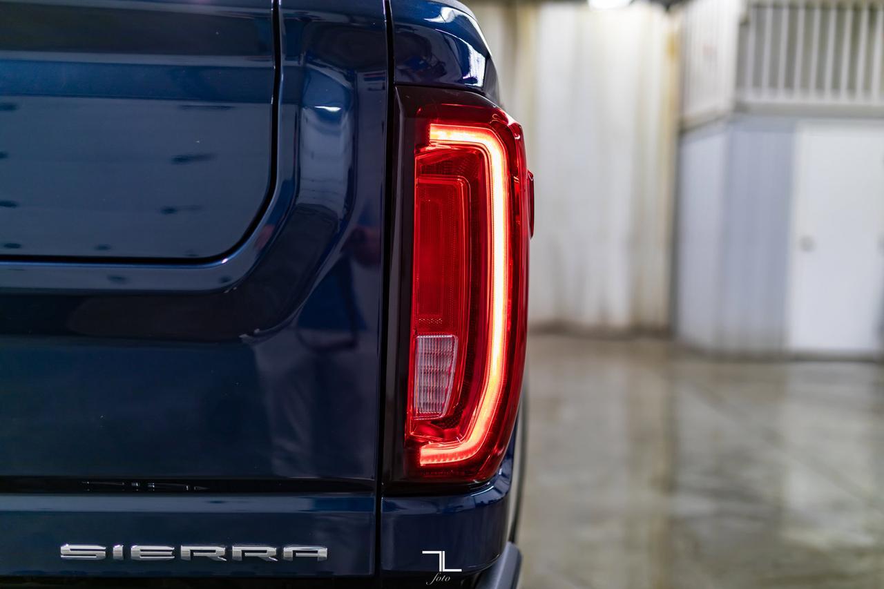 2020 GMC Sierra 2500HD 4x4 Crew Cab Denali HD Diesel Leather Roof Nav BCam Red Deer AB