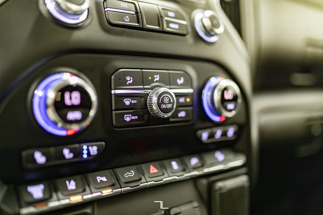 2020 GMC Sierra 2500HD 4x4 Crew Cab Denali HD Diesel Leather Roof Nav BCam Red Deer AB