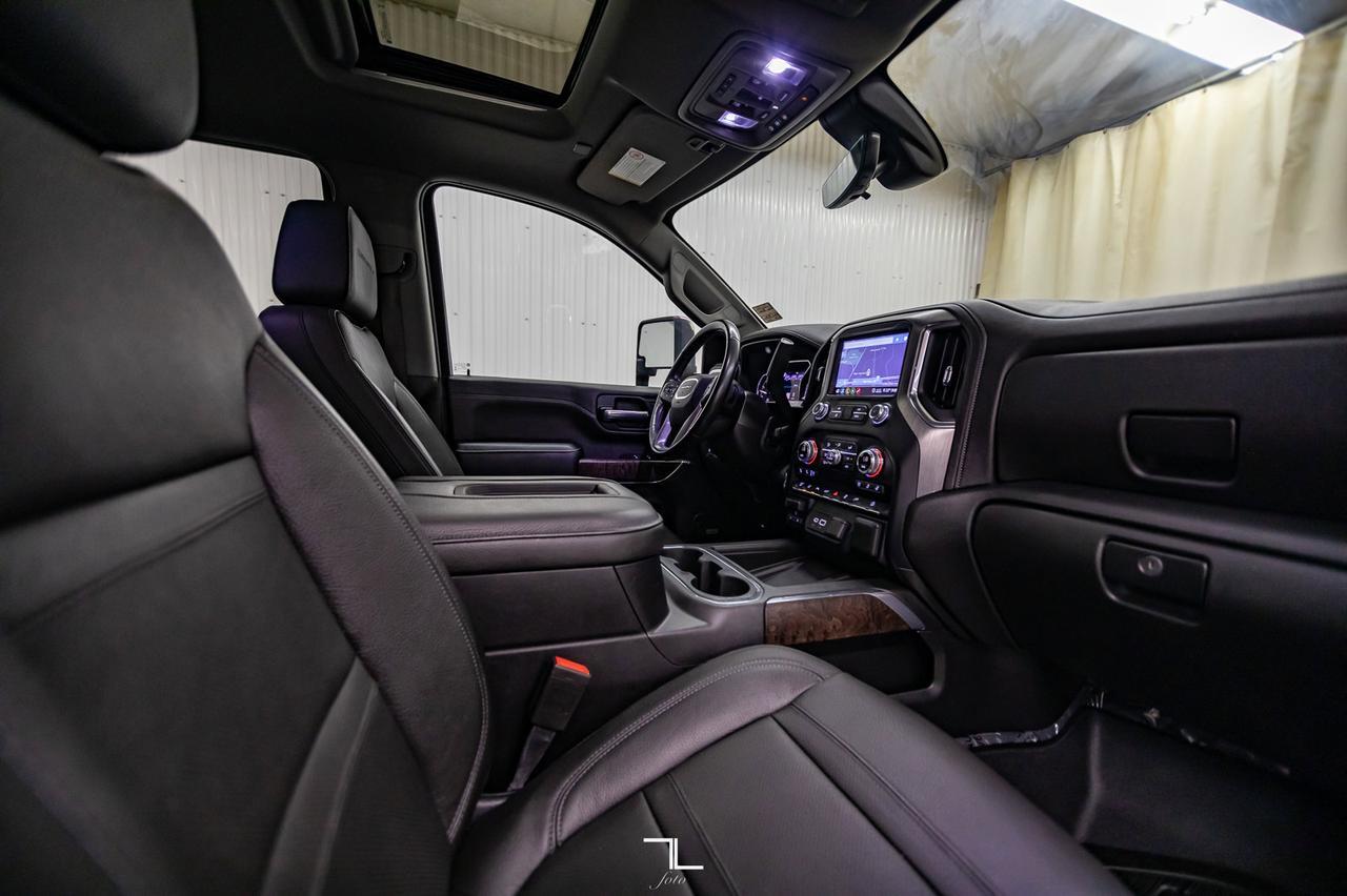 2020 GMC Sierra 2500HD 4x4 Crew Cab Denali HD Diesel Leather Roof Nav BCam Red Deer AB