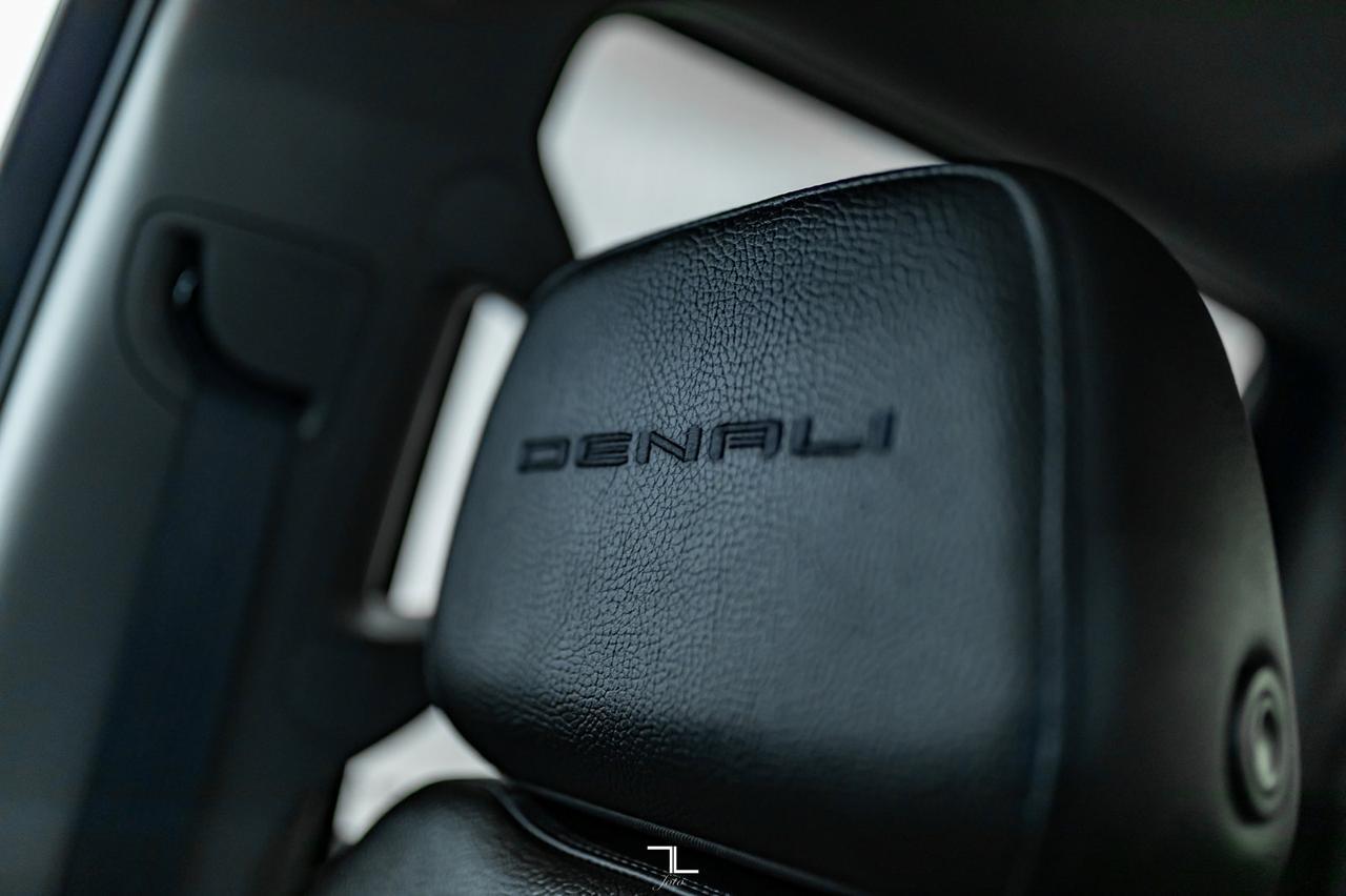 2020 GMC Sierra 3500 4x4 Crew Cab Denali HD Diesel Leather Roof Nav Red Deer AB