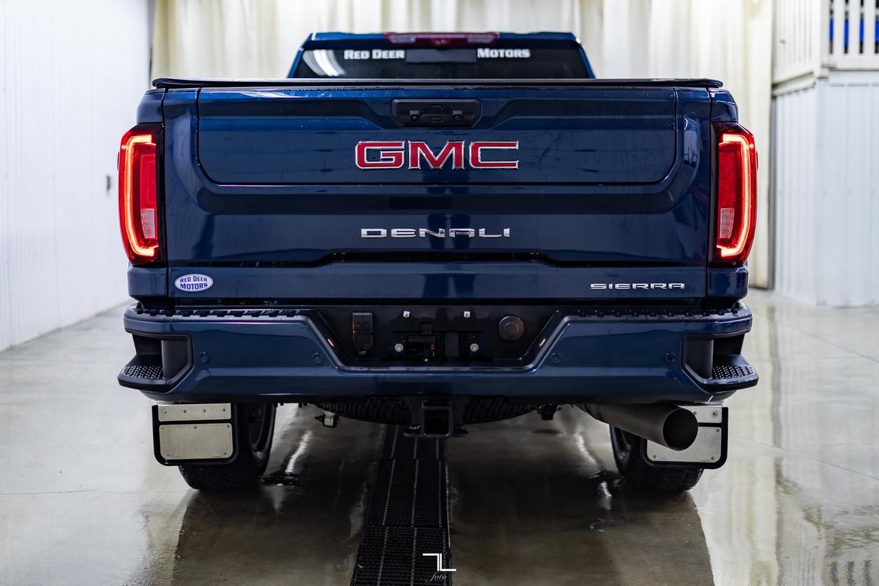 2020 GMC Sierra 3500 4x4 Crew Cab Denali HD Diesel Leather Roof Nav Red Deer AB