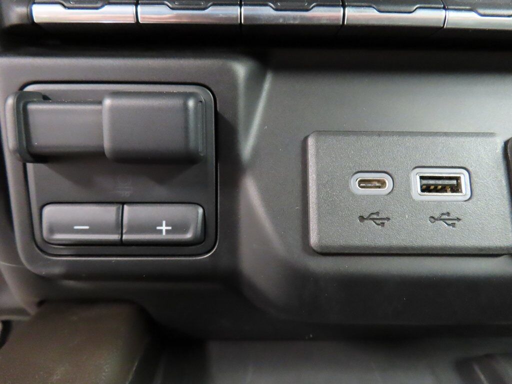 2020 GMC Sierra 3500HD 4x4 Crew Cab Denali DRW Fond du Lac WI