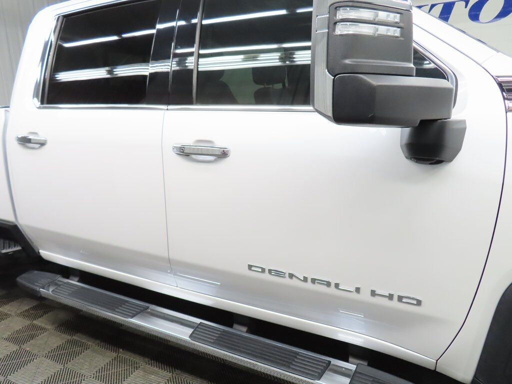 2020 GMC Sierra 3500HD 4x4 Crew Cab Denali DRW Fond du Lac WI