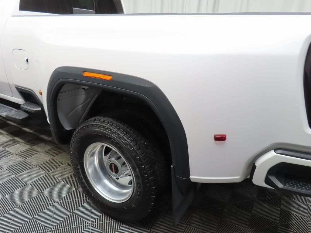 2020 GMC Sierra 3500HD 4x4 Crew Cab Denali DRW Fond du Lac WI