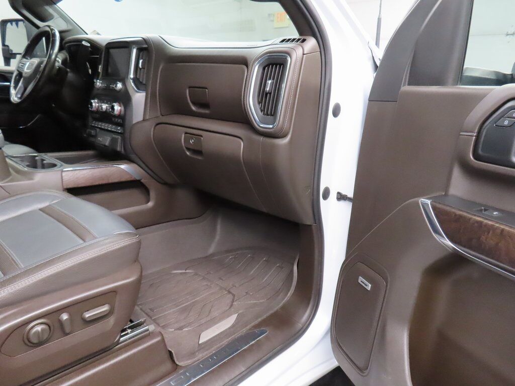 2020 GMC Sierra 3500HD 4x4 Crew Cab Denali DRW Fond du Lac WI