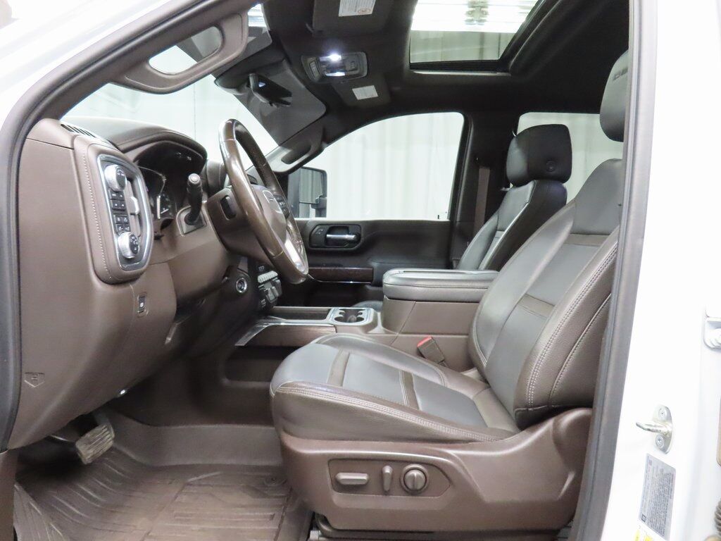 2020 GMC Sierra 3500HD 4x4 Crew Cab Denali DRW Fond du Lac WI