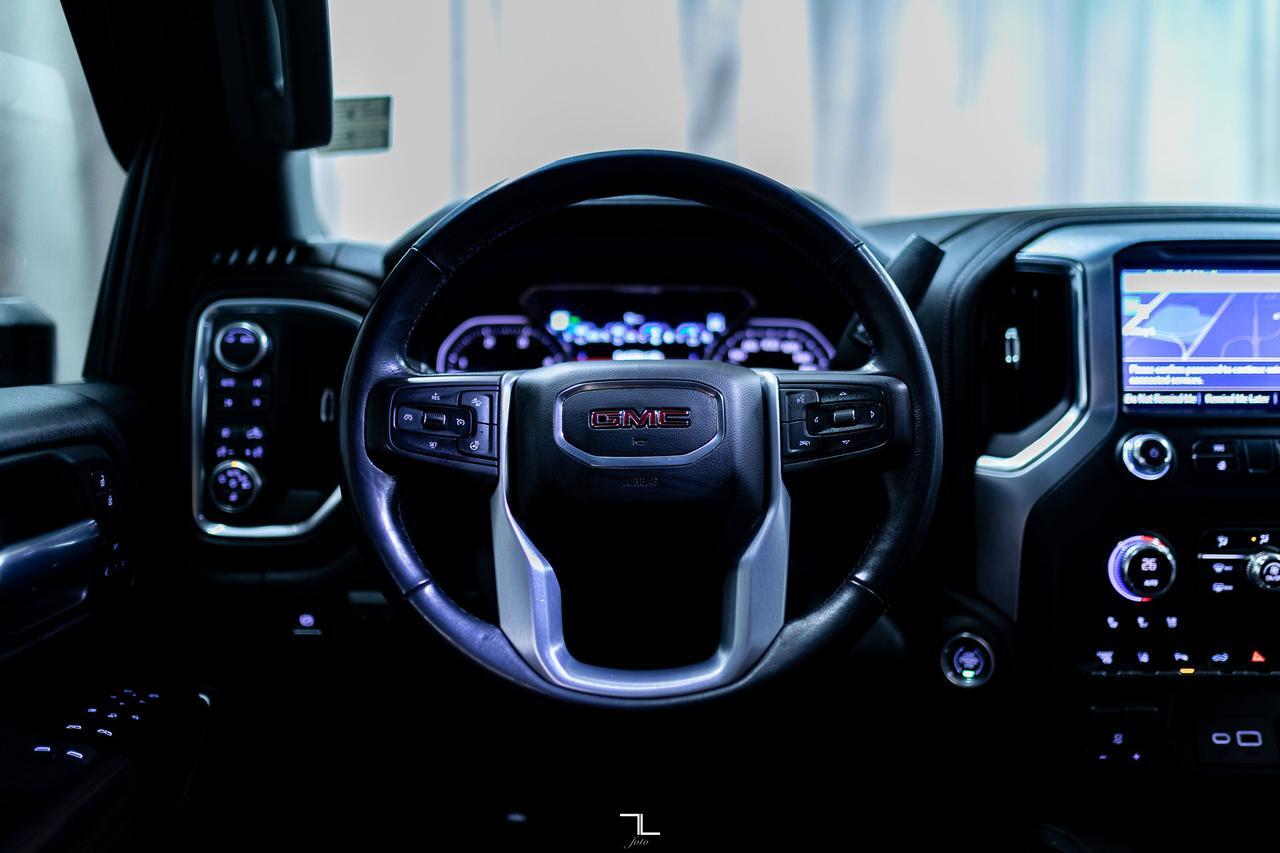 2020 GMC Sierra 3500HD 4x4 Crew Cab SLT Dually Diesel Leather Roof Nav BCam Red Deer AB