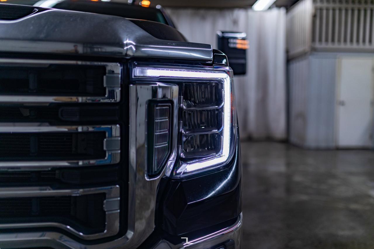 2020 GMC Sierra 3500HD 4x4 Crew Cab SLT Dually Diesel Leather Roof Nav BCam Red Deer AB