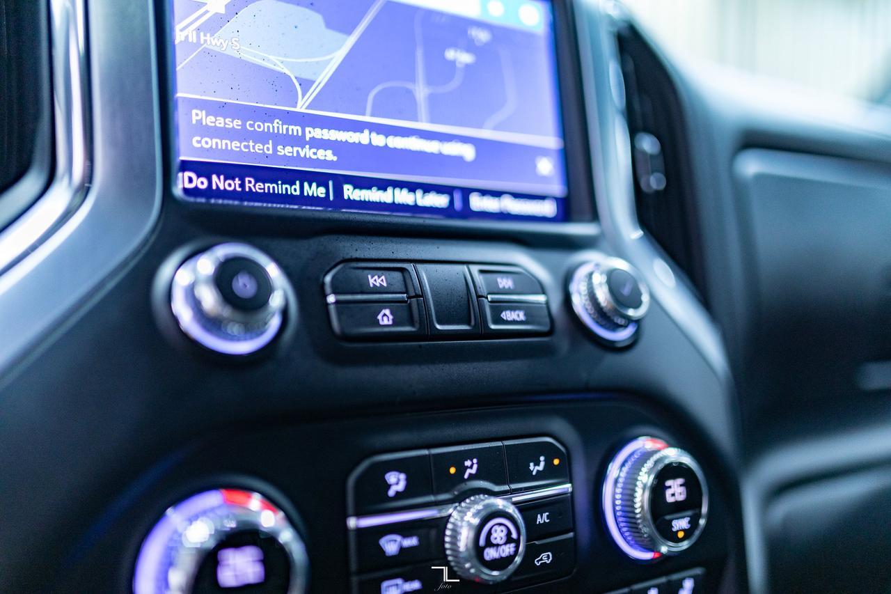 2020 GMC Sierra 3500HD 4x4 Crew Cab SLT Dually Diesel Leather Roof Nav BCam Red Deer AB