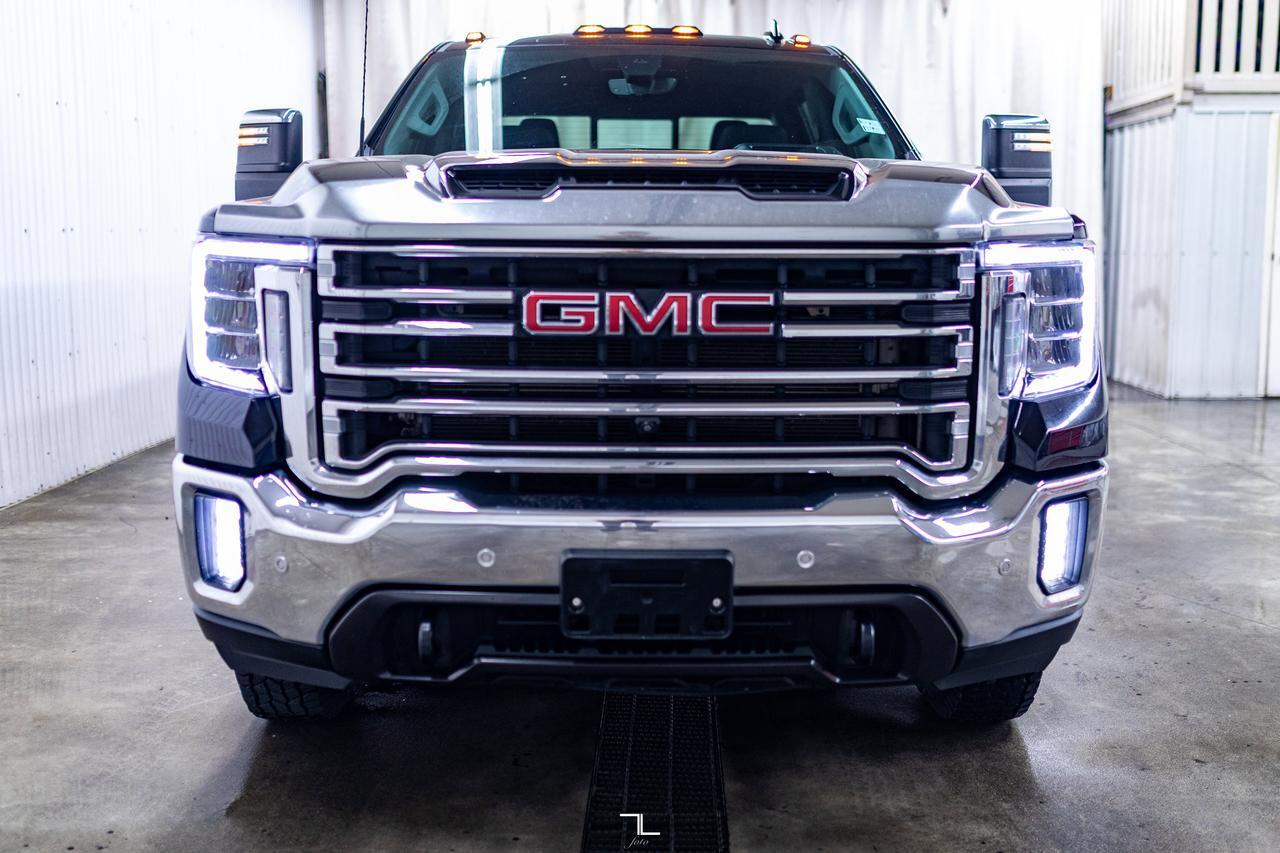2020 GMC Sierra 3500HD 4x4 Crew Cab SLT Dually Diesel Leather Roof Nav BCam Red Deer AB