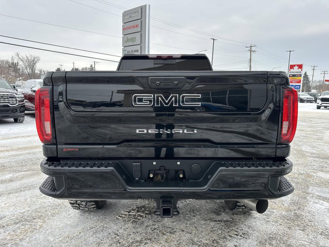 2020 GMC Sierra 3500HD Denali Crew Cab 4WD | V8 Diesel | HD Rear Camera | OnStar Redwater AB