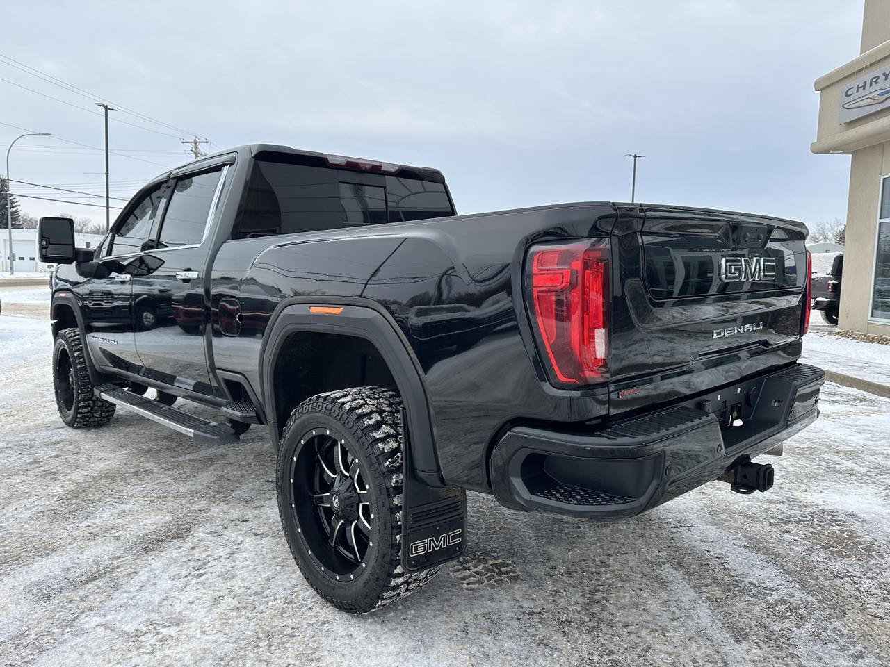 2020 GMC Sierra 3500HD Denali Crew Cab 4WD | V8 Diesel | HD Rear Camera | OnStar Redwater AB