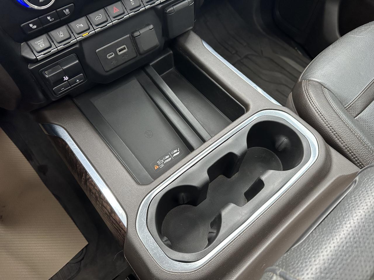 2020 GMC Sierra 3500HD Denali Crew Cab 4WD | V8 Diesel | HD Rear Camera | OnStar Redwater AB