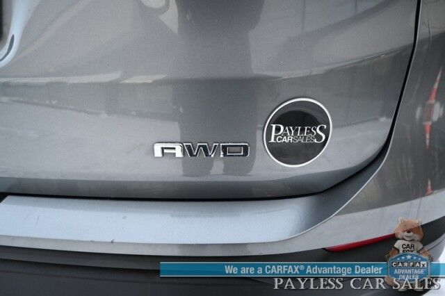 2020 GMC Terrain SLE / AWD / Auto Start / Power & Heated Cloth Seats / Bluetooth / Apple CarPlay & Android Auto / Lane Departure & Collision Alert / Back Up Camera / Cruise Control / Power Liftgate / Keyless Entry & Start / Tow Pkg / 1-Owner Anchorage AK