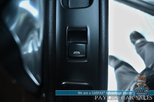 2020 GMC Terrain SLE / AWD / Auto Start / Power & Heated Cloth Seats / Bluetooth / Apple CarPlay & Android Auto / Lane Departure & Collision Alert / Back Up Camera / Cruise Control / Power Liftgate / Keyless Entry & Start / Tow Pkg / 1-Owner Anchorage AK