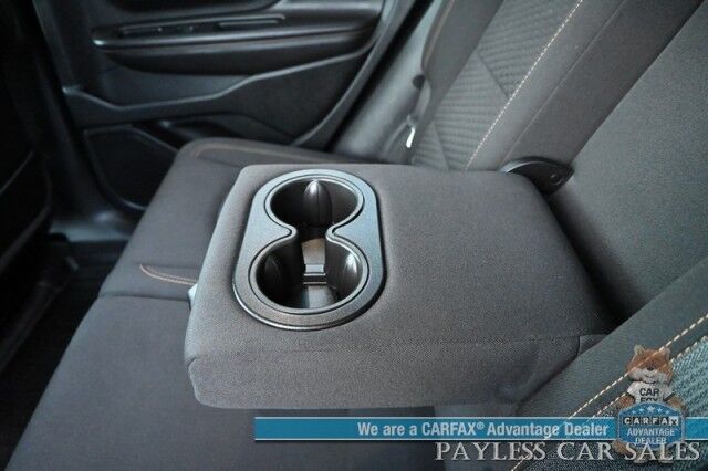 2020 GMC Terrain SLE / AWD / Auto Start / Power & Heated Cloth Seats / Bluetooth / Apple CarPlay & Android Auto / Lane Departure & Collision Alert / Back Up Camera / Cruise Control / Power Liftgate / Keyless Entry & Start / Tow Pkg / 1-Owner Anchorage AK